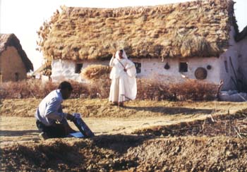 Suhasini Mulay on location for Lagaan