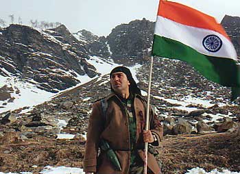 Sunny Deol in Maa Tujhe Salaam